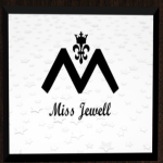 MISS JEWELL Clothing